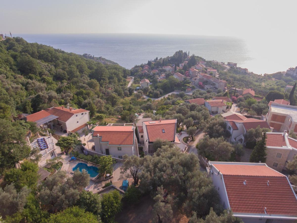 Rezevici Boutique Villa Petrovac Exterior photo