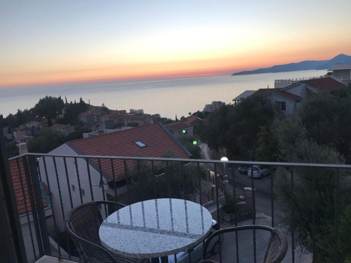 Rezevici Boutique Villa Petrovac Exterior photo